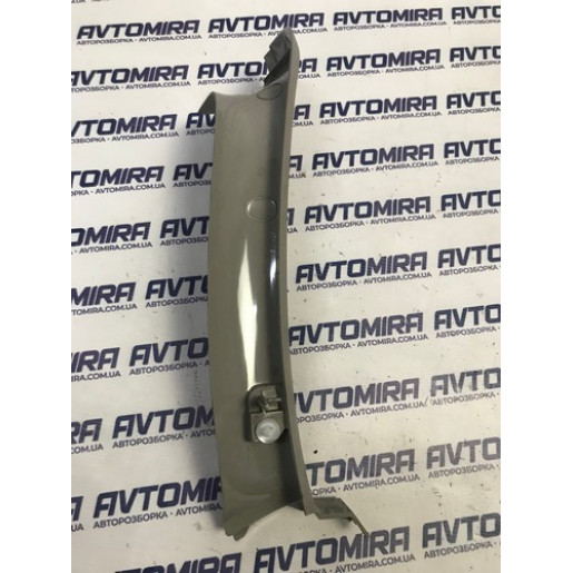 Обшивка кришки багажника Volvo V50 2004-2012 8687671